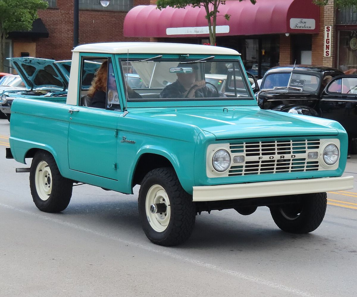 Ford Bronco (First Generation)