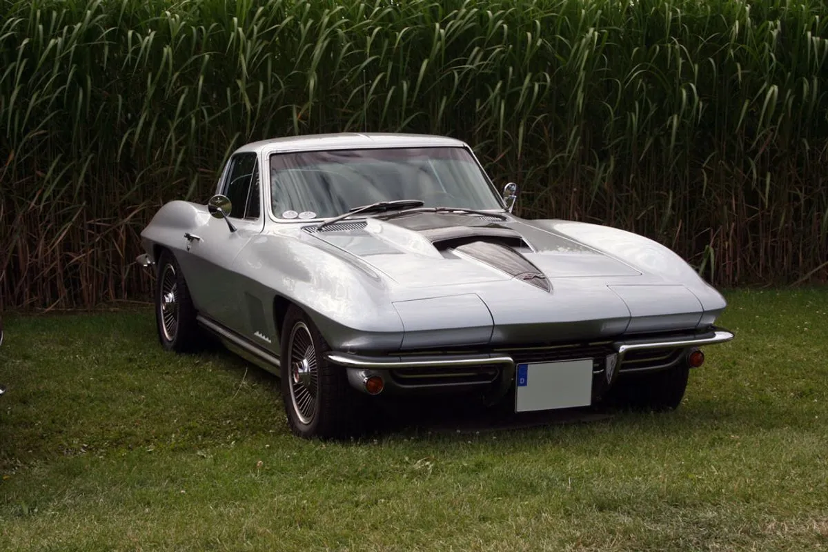 1967 Chevy Corvette C2 Stingray