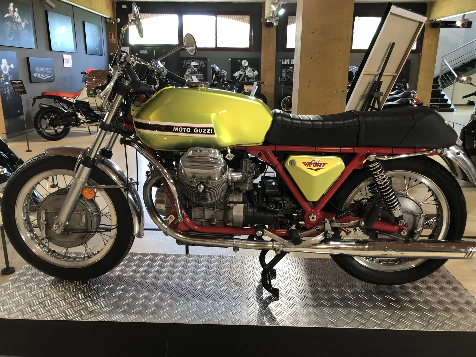 1971 Moto Guzzi V7 Sport
