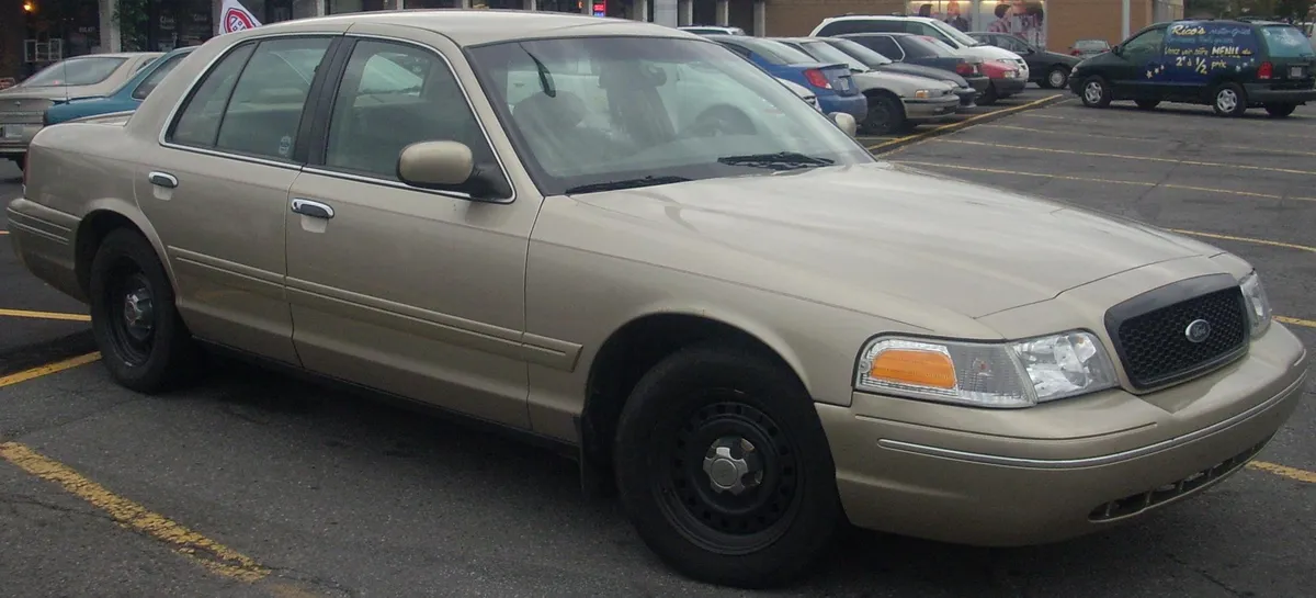 1999 Ford Crown Victoria